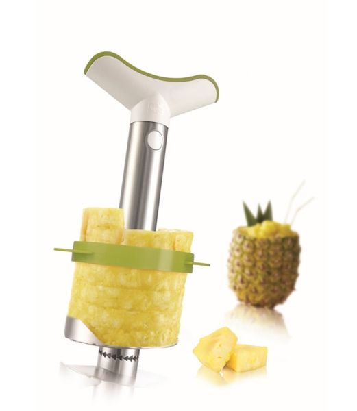 tomorrows_kitchen_ananassnijder_rvs.jpg