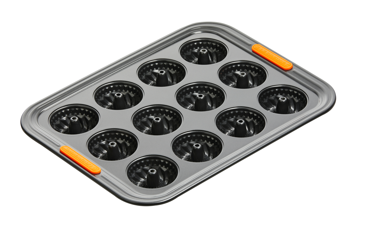 Le Creuset bakvorm voor 12 mini-tulbanden Le Creuset bakvorm voor 12 mini-tulbanden