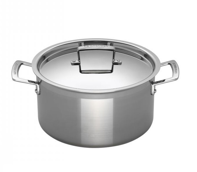 Le Creuset Kookpan Magnetik 2.3 Liter Le Creuset Kookpan Magnetik 2.3 Liter